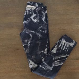 H&M PRINT JEANS
